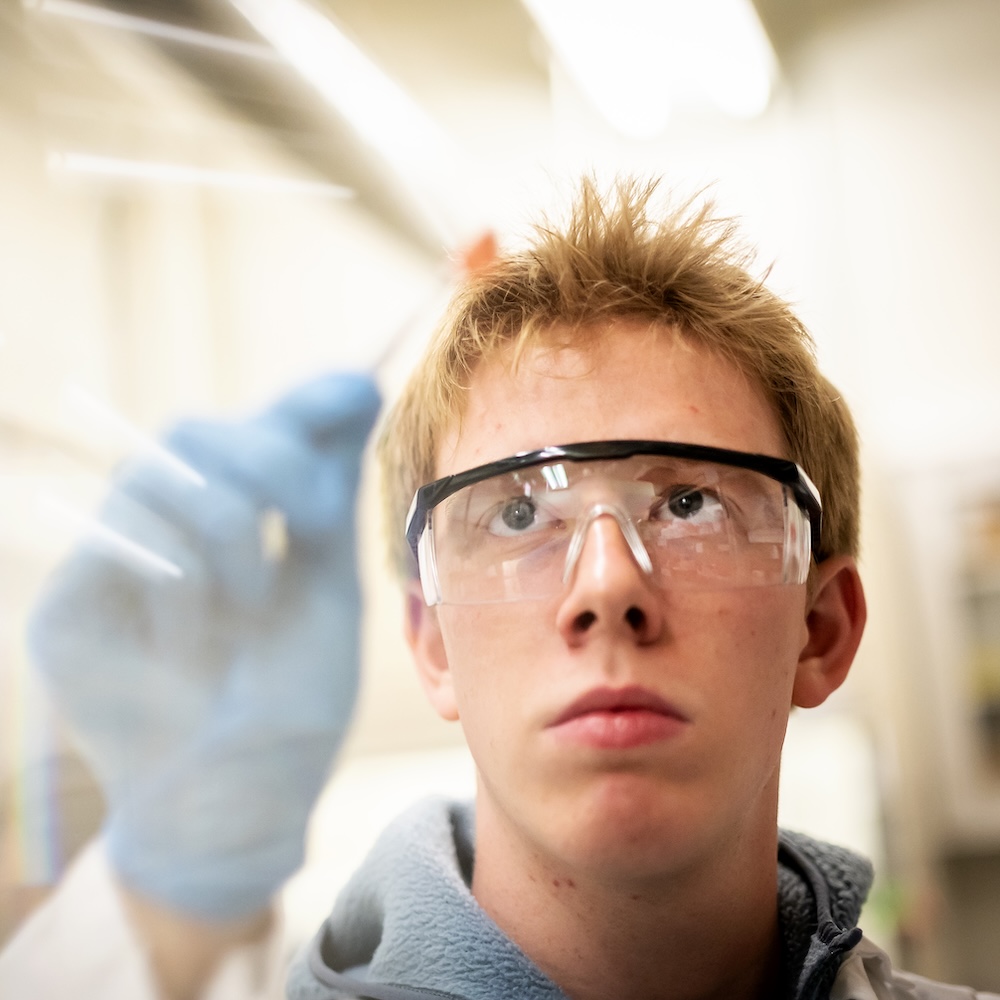 A student in Shu Yang's lab at Penn Engineering